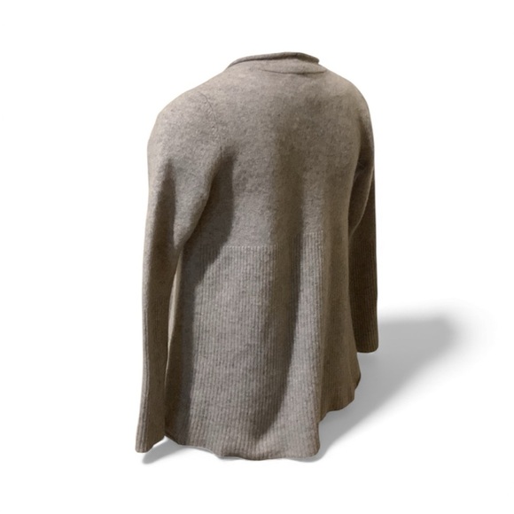 St Tropez West 2 ply cashmere sweater. - Picture 1 of 12